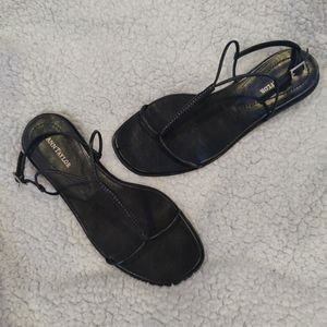 Black Ann Taylor size 5 strappy sandals